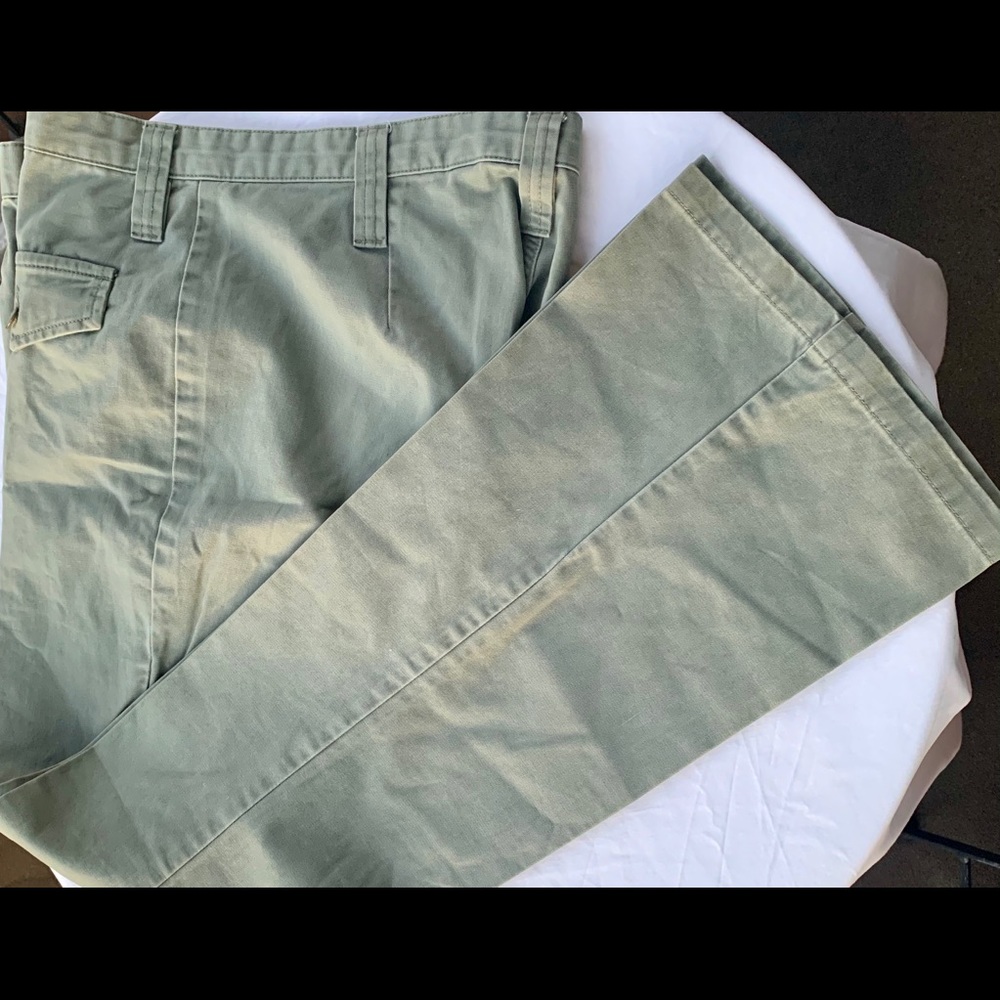Old Navy olive green khaki pants- Size 8